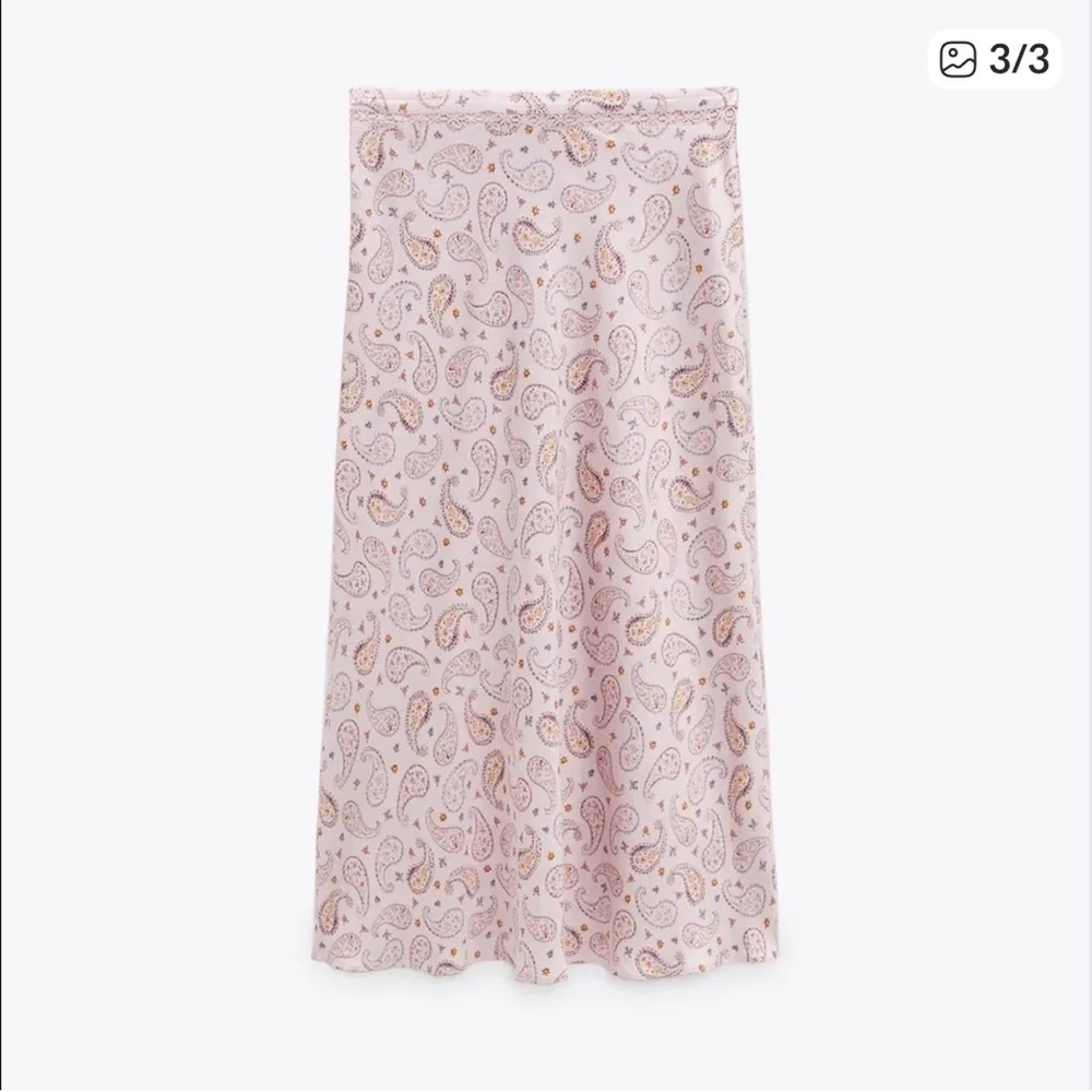 Zara Light Pink Paisley Midi Skirt - Picture 2 of 2